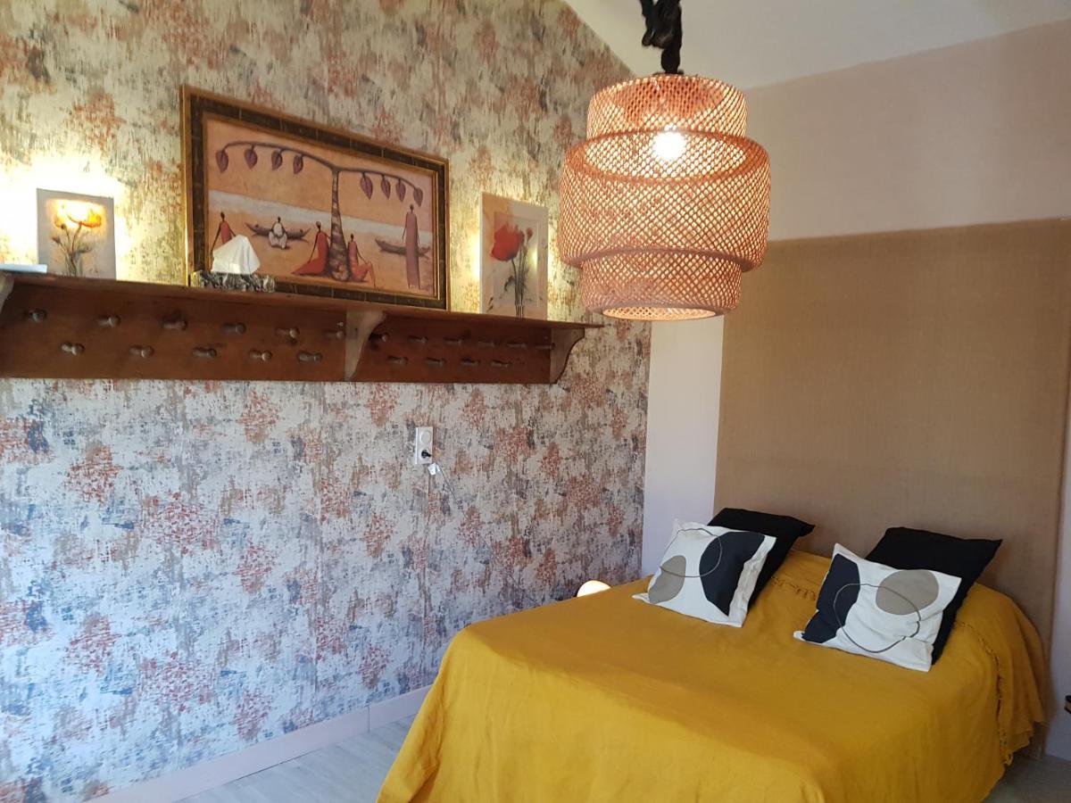 La Poussiniere Hotel Aigueze Ngoại thất bức ảnh